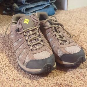 Colombia hiking shoes size 8.5 women